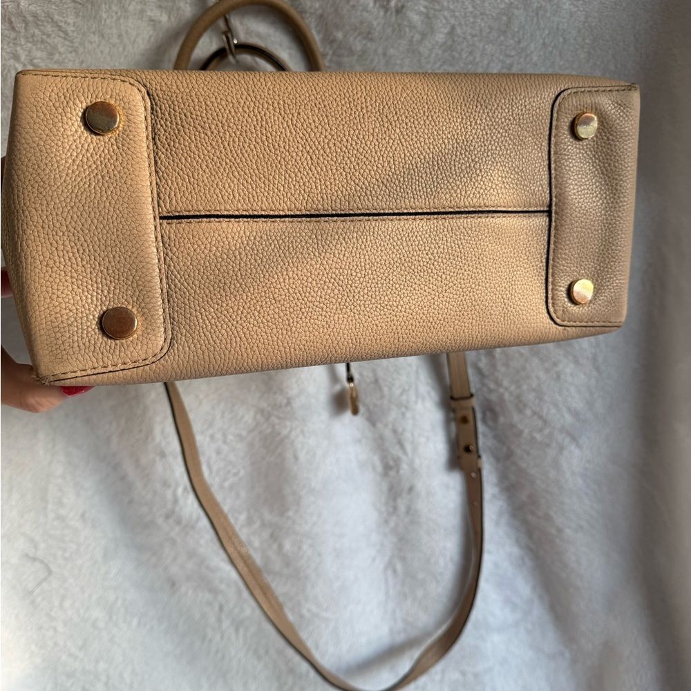 Michael Kors Beige Leather 2-Way Tote - Picture 5 of 10